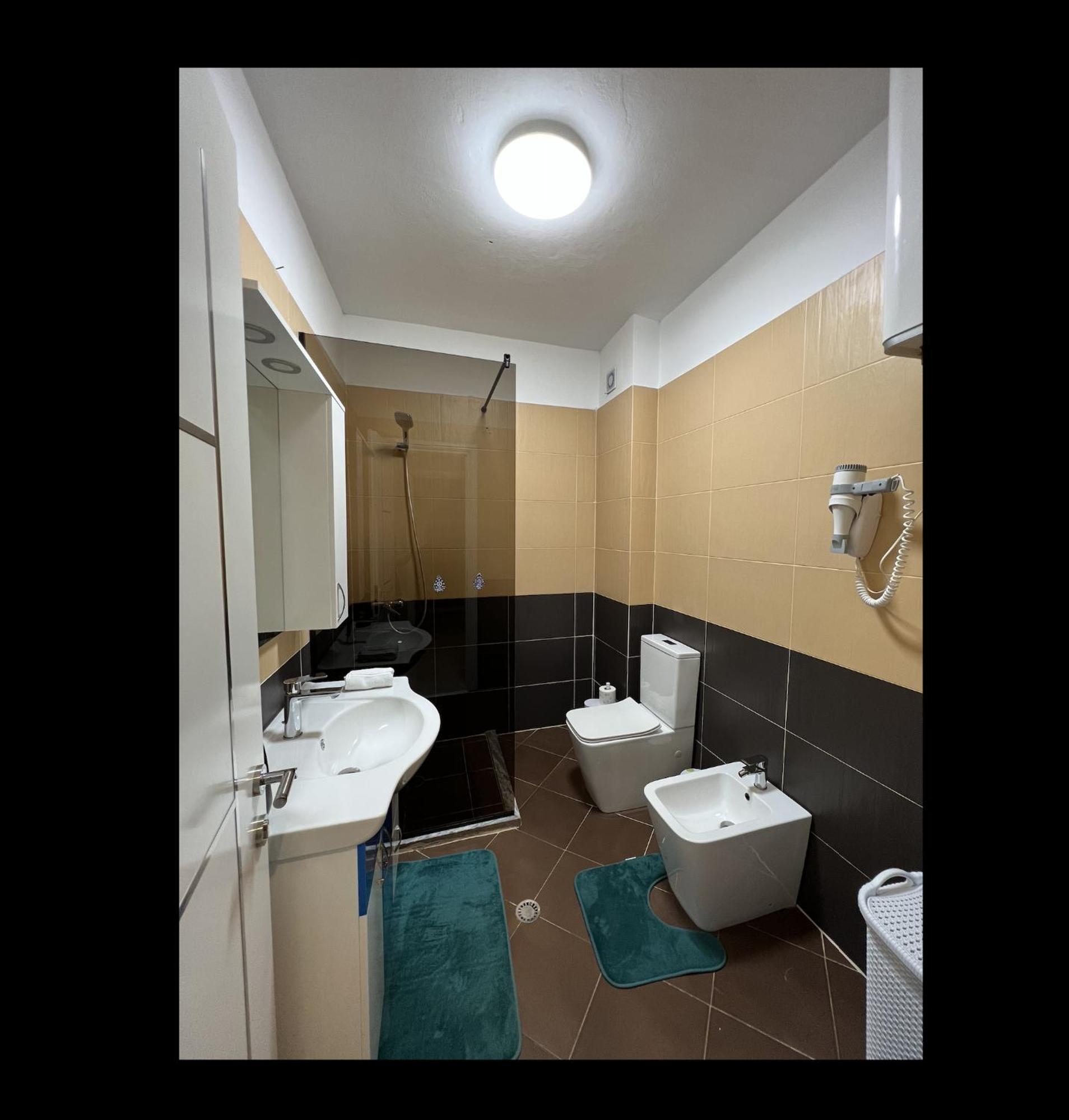 Bmb Apartament Durres Exterior photo